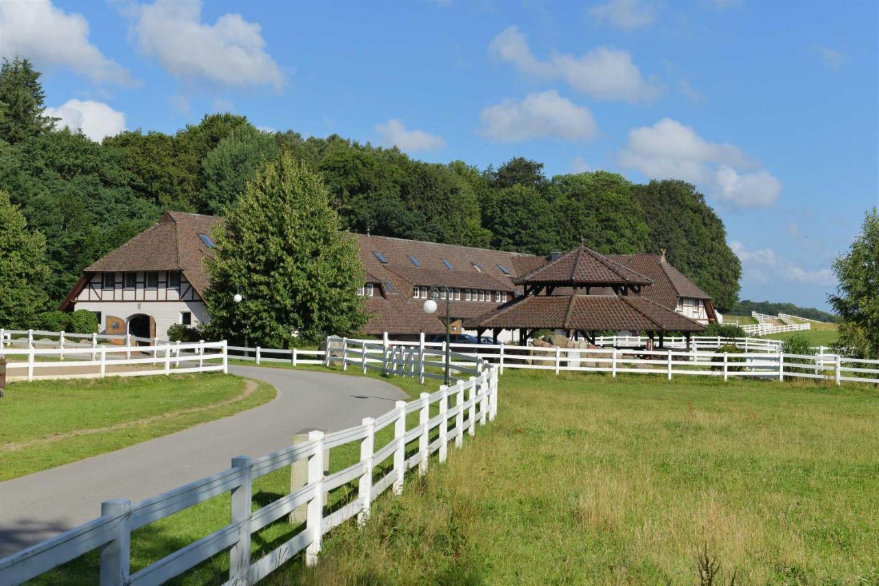 Stoertebeker Appartements - "Stoertebeker Pferdehof" Ralswiek Exterior photo