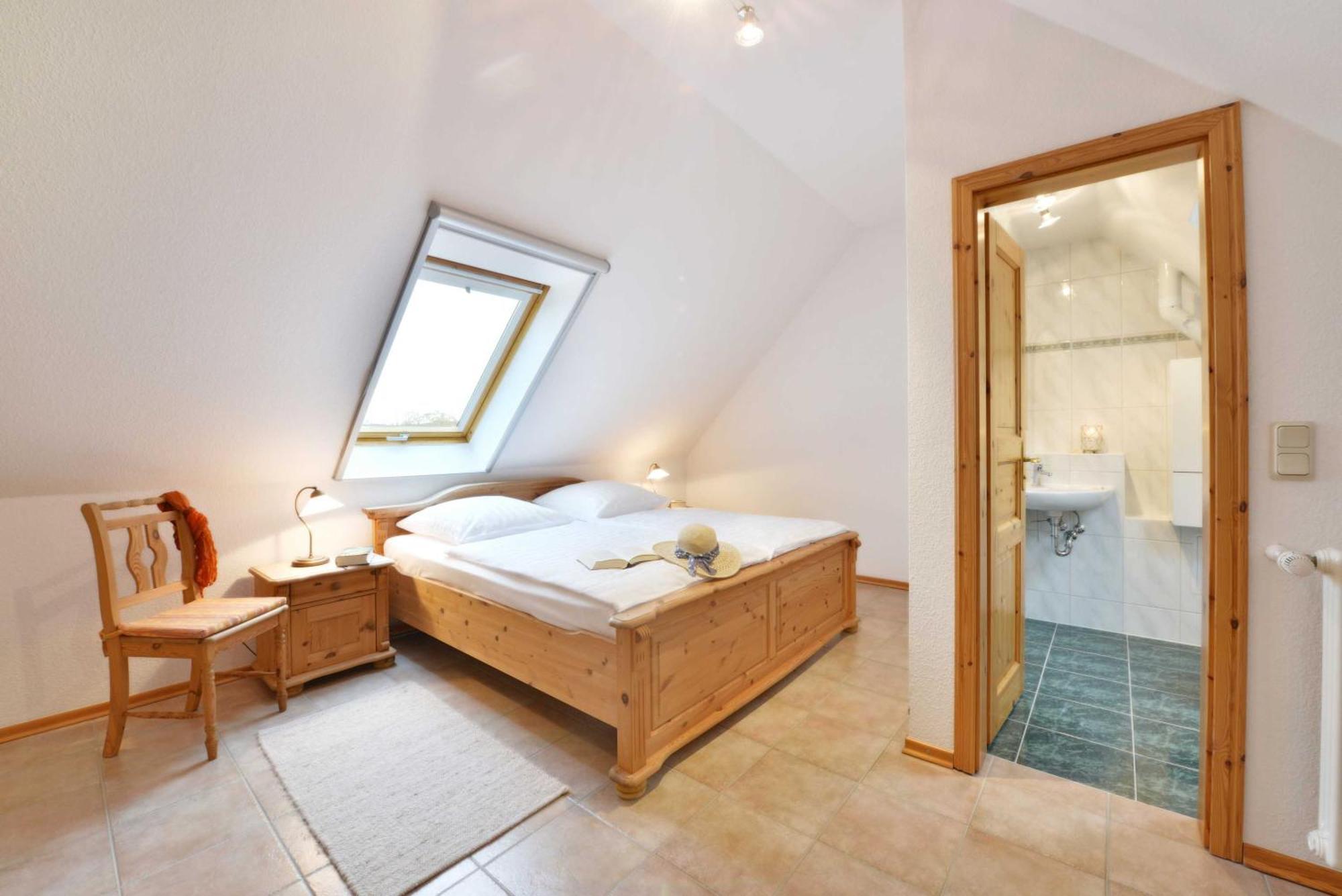 Stoertebeker Appartements - "Stoertebeker Pferdehof" Ralswiek Room photo